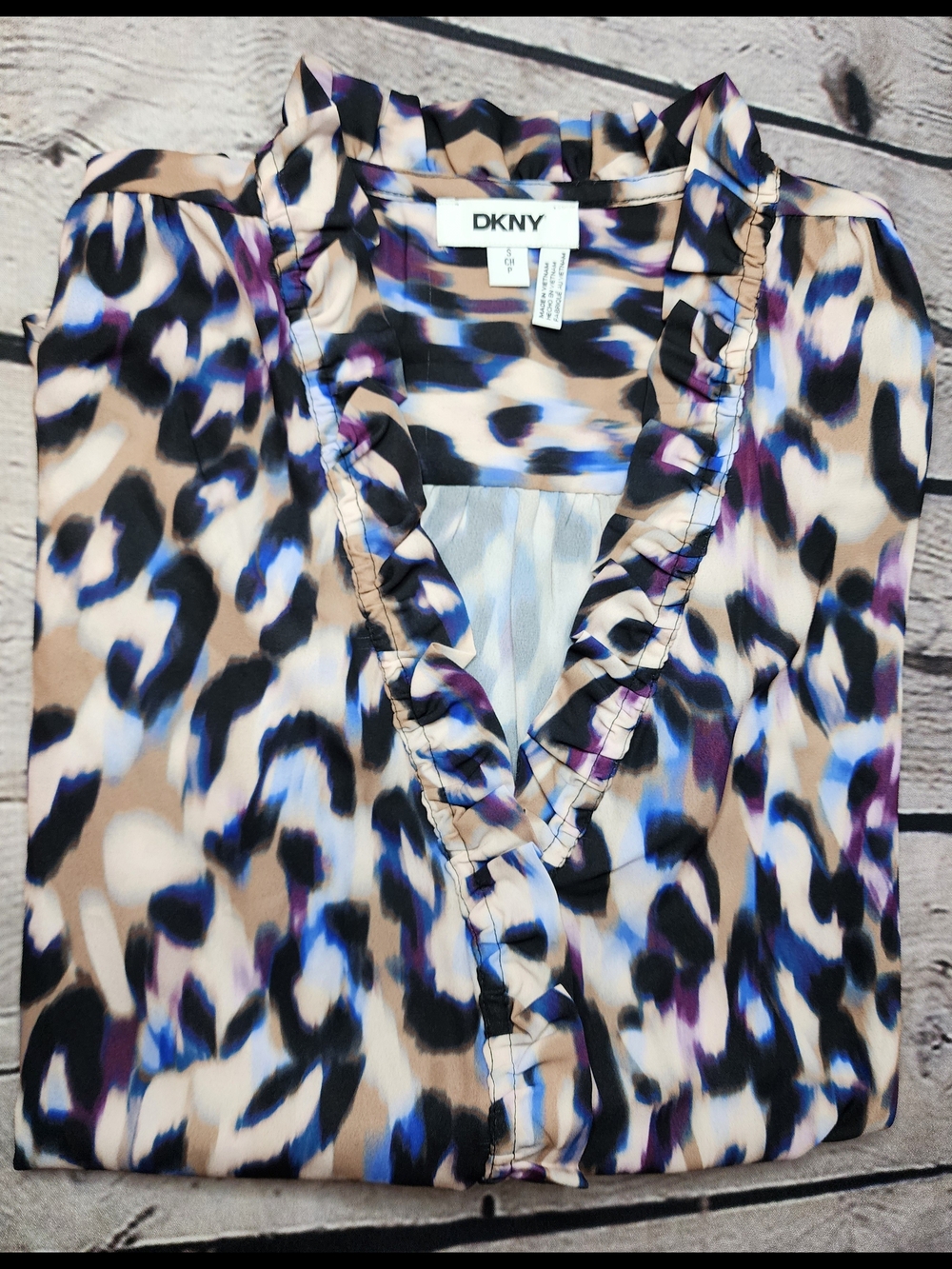 DKNY Beige Leopard-Print Ruffle Sleeveless Blouse with Blue & Purple Accents - Picture 6 of 6